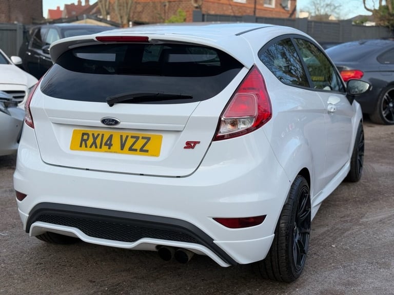 2014 Ford Fiesta 1.6 EcoBoost ST-2 3dr HATCHBACK PETROL Manual