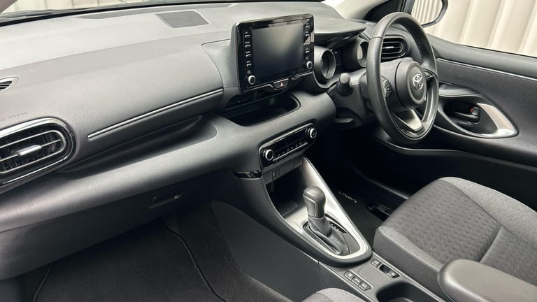 2022 Toyota Yaris 1.5 VVT-h Design Hatchback 5dr Petrol Hybrid E-CVT Euro 6 (s/s) (116 ps) HATCHB...