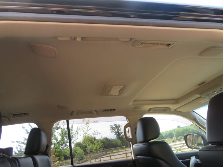 2014 Toyota Landcruiser Amazon ZX 4.6 V8 PETROL 8 SEATS TOP OF THE RANGE 4x4 Petrol Automatic