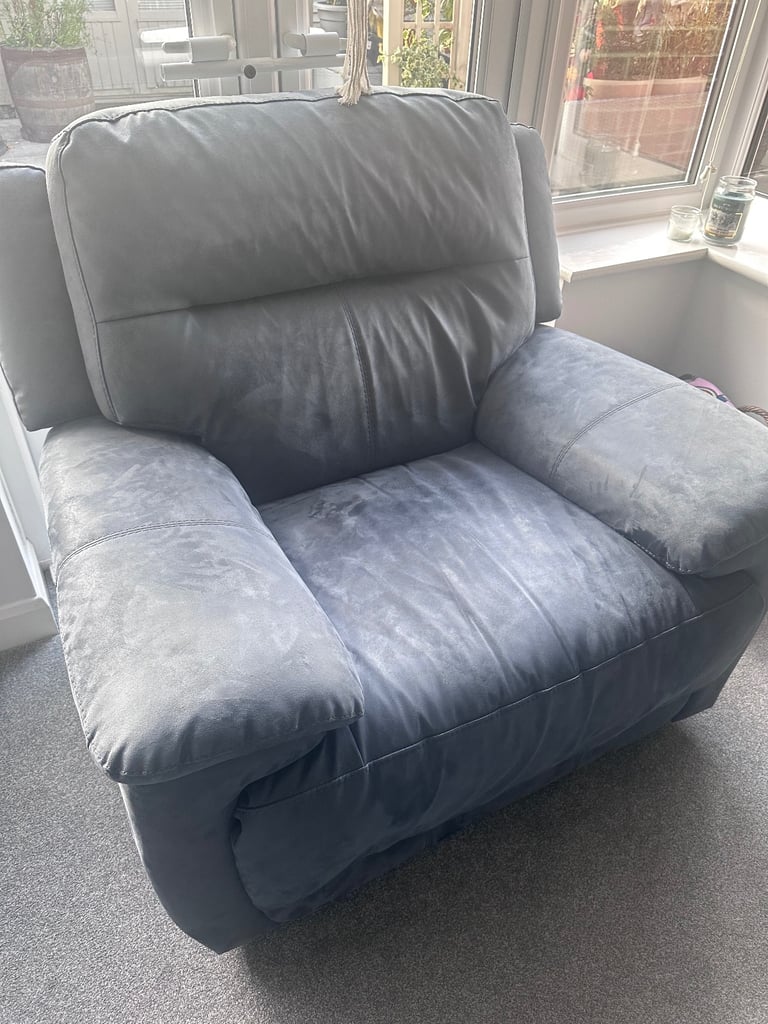 Furniture Village Power Recliner Sofa set