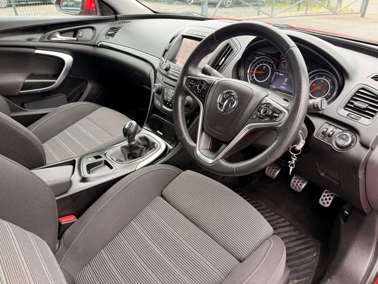 2016 Vauxhall Insignia 1.4T SRi Nav 5dr [Start Stop] HATCHBACK PETROL Manual