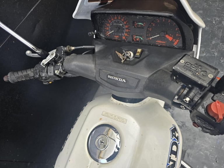 HONDA CX650ED 1985 PROJECT BIKE HPI CLEAR 