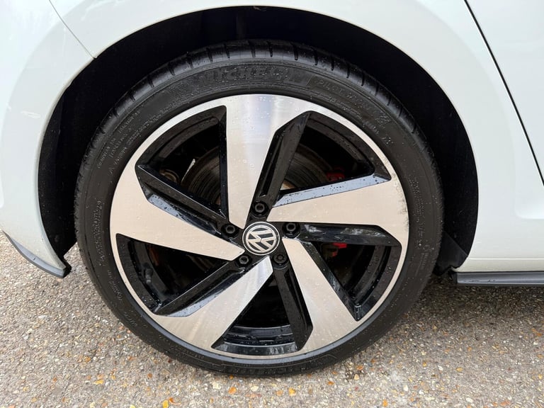 2022 Volkswagen Golf 2.0 TSI BlueMotion Tech GTI Hatchback 5dr Petrol DSG Euro 6 (s/s) (220 ps) P...