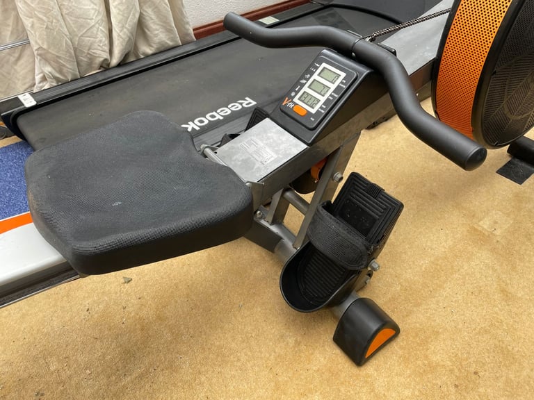 V-FIT TORNADO AIR ROWER ROWING MACHINE