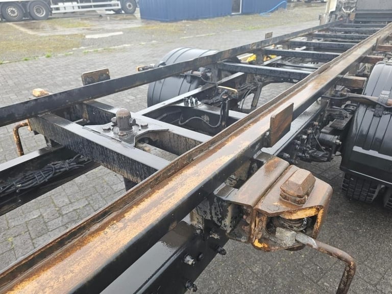 2019 ISUZU N75.190 EURO 6 with 25ft De-mountable Equipment