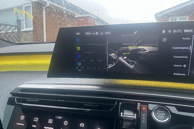  Peugeot 3008 SUV 1.2 Hybrid Gt Suv 5dr Petrol Hybrid E Dsc6 Euro 6 s/s 136 Ps