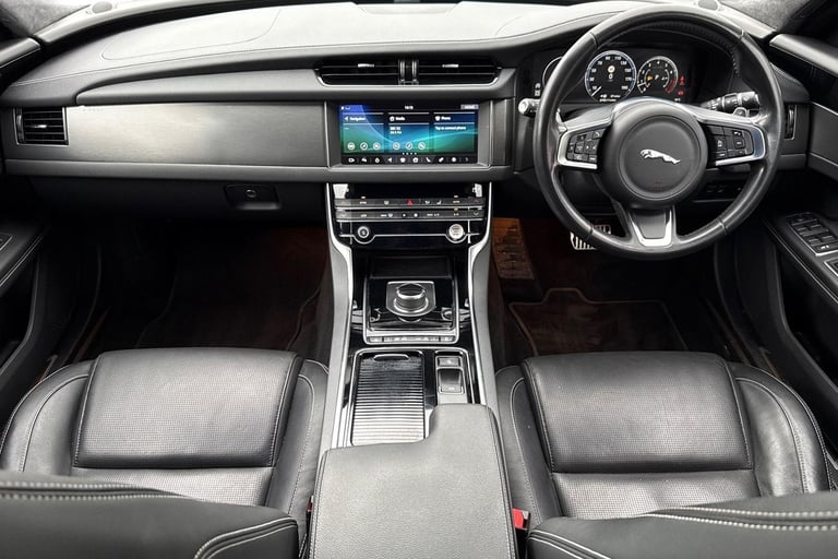 2020 Jaguar XF 2.0i [250] Chequered Flag 4dr Auto SALOON PETROL Automatic