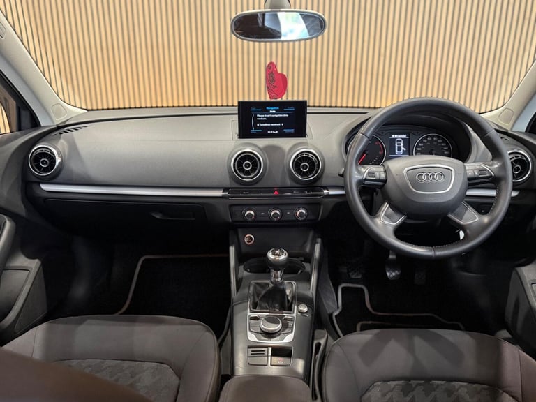 AUDI A3 1.6 TDI SE 2014