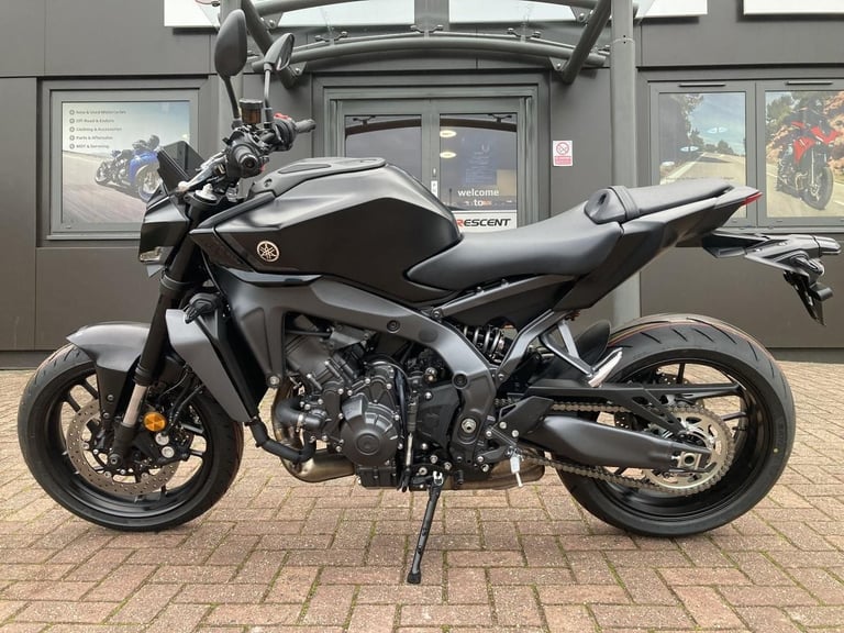 YAMAHA MT-09 - TECH BLACK - BRAND NEW - IN STOCK AT CRESCENT YAMAHA!