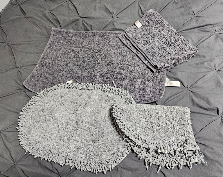 Bathroom Mats ×4