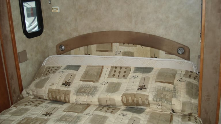 Gulfstream Crescendo 324 american rv motorhome DIESEL AUTOMATIC 2008
