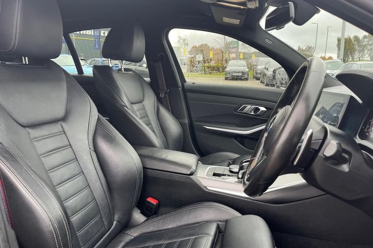 2021 BMW 3 Series 3.0 M340d MHT Saloon 4dr Diesel Hybrid Auto xDrive Euro 6 (s/s) (340 ps) Au Sal...