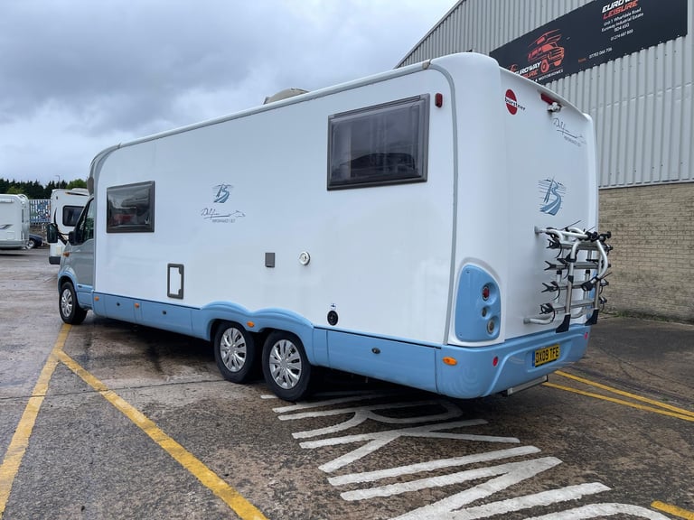 RENAULT MASTER TAG AXLEBIRSTNERR DELFIN PERFORMANCE 4 BERTH MOTOR HOME 