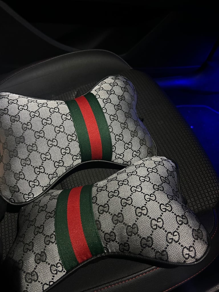 Car pillows 