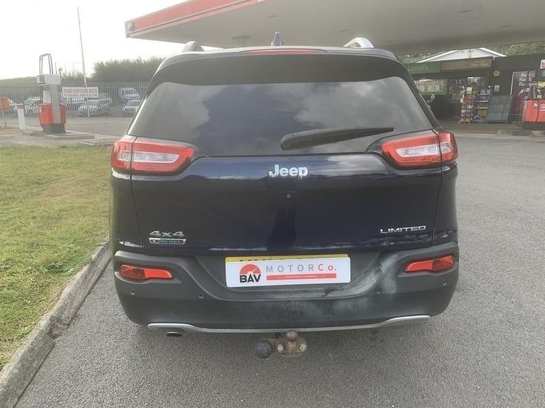 2014 Jeep Cherokee Limited 2.0 M-Jet - New MOT - Only 89000 miles