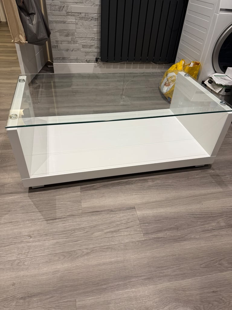Sandro White High Gloss And Glass Coffee Table