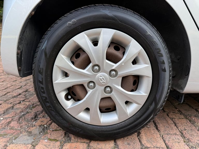 2014 Hyundai i10 1.0 SE Euro 5 5dr HATCHBACK Petrol Manual