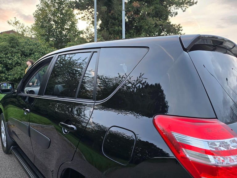 2010 Toyota RAV4 2.0 V-Matic XT-R SUV 5dr Petrol Multidrive S 4WD Euro 5 (158 ps) ESTATE Petrol A...