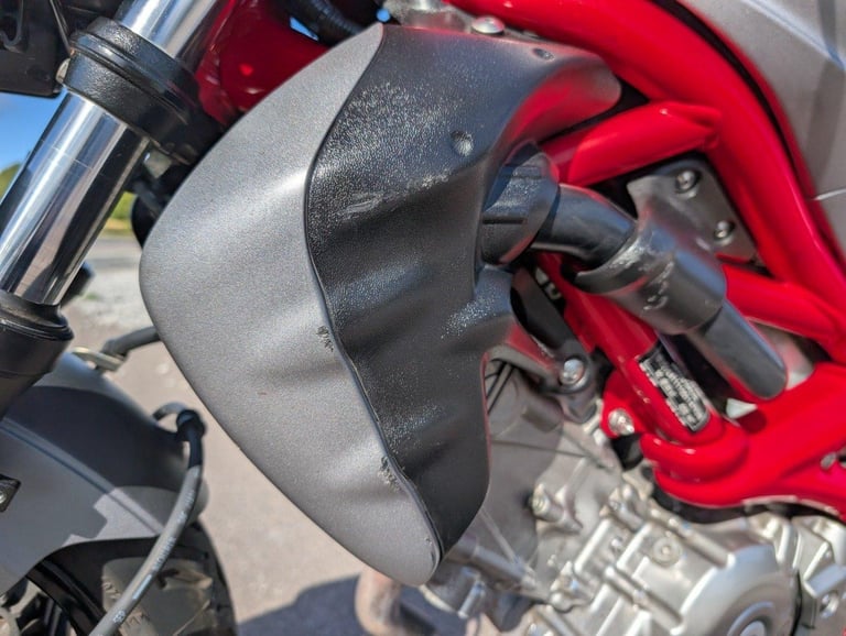 2015 SUZUKI GLADIUS 650