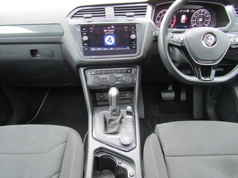 2017 Volkswagen Tiguan 2.0 TSi 180 4Motion SEL 5dr DSG ESTATE Petrol Automatic
