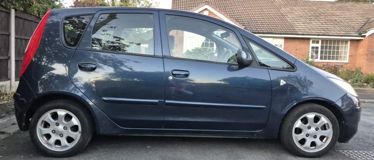 1 Previous owner. Well maintained. 2005/55 Mitsubishi Colt Equippe Diesel 1.5 DI-D Manual 5 door