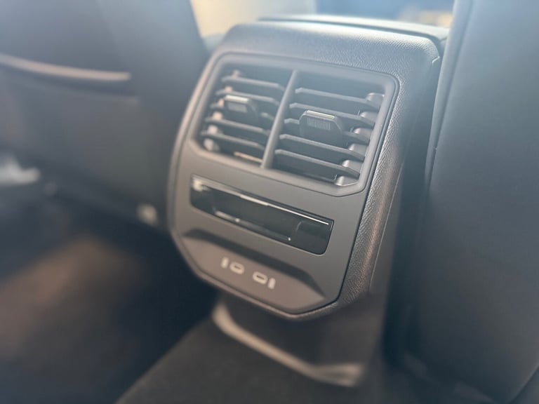 2025 SEAT Leon 1.5 e-Hybrid FR Sport 5dr DSG [DAP] Estate Petrol Parallel PHEV Automatic
