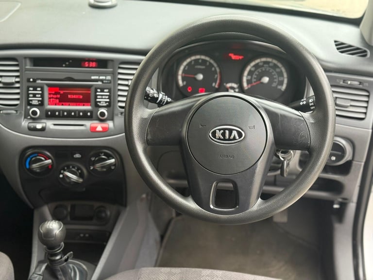 2010 Kia Rio 1.4 1 5dr HATCHBACK Petrol Manual