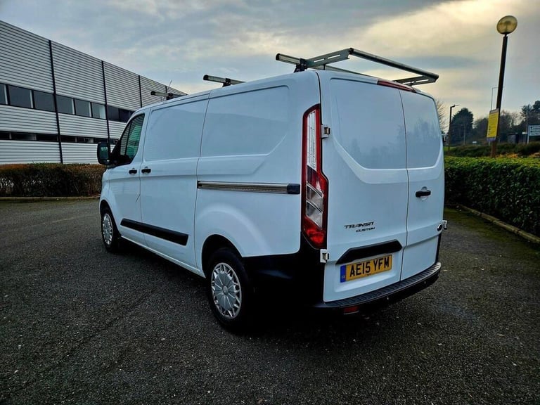 2015 Ford Transit Custom 2.2 TDCi 125ps Low Roof Trend Van PANEL VAN DIESEL Manual