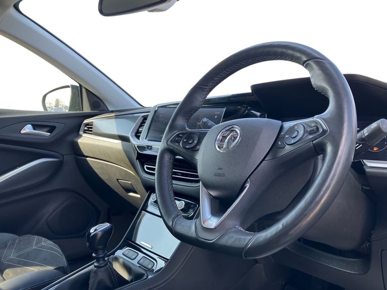 2022 Vauxhall Grandland 1.2 Turbo Ultimate 5dr Hatchback PETROL Manual