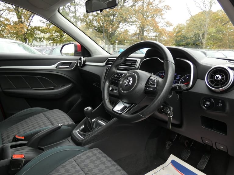 2018 MG MG ZS 1.5 VTi-TECH Excite SUV 5dr Petrol Manual 106 bhp HATCHBACK Petrol Manual