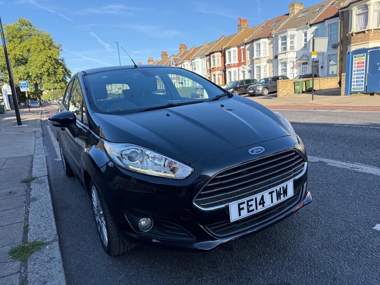 2012 Ford Fiesta 1.25 Style 3dr HATCHBACK Petrol Manual