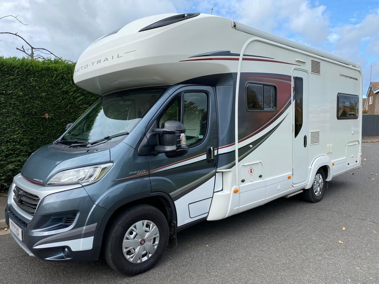 image for AUTO-TRAIL APACHE 700 - 2018/68 - REAR LOUNGE - LOW MILEAGE - GOOD HISTORY