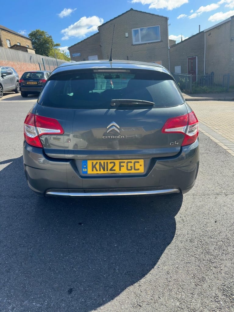 Citroen, C4, Hatchback, 2012, Manual, 1560 (cc), 5 doors