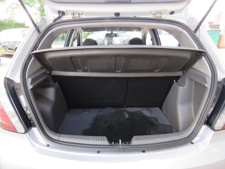 2011 Kia Rio 1.4 2 IPD 5dr HATCHBACK Petrol Manual