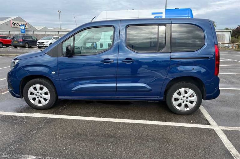 2022 Vauxhall Combo Life 1.5 Turbo D SE 5dr MPV DIESEL Manual