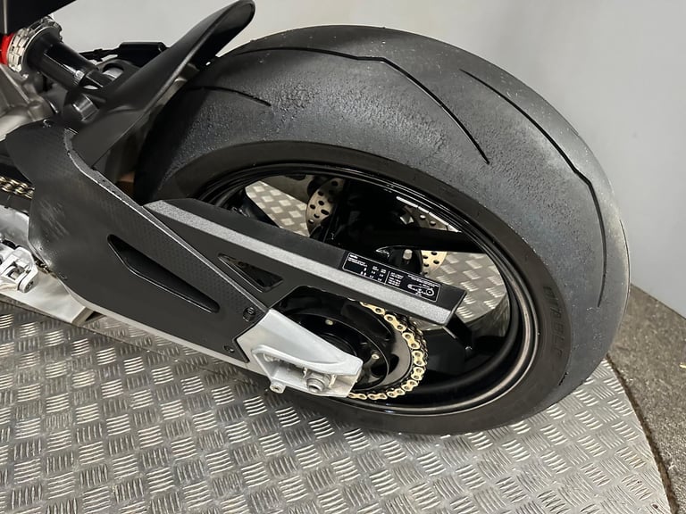 Aprilia RS 660 2021 with 13,802 miles 