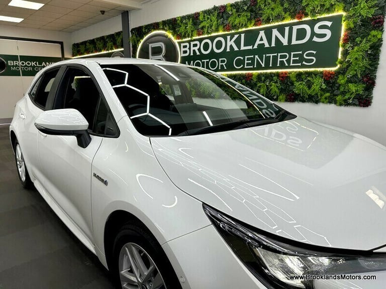 Toyota Corolla ICON TECH [SAT NAV, HEATED SEATS &amp; REVERSE CAMERA]