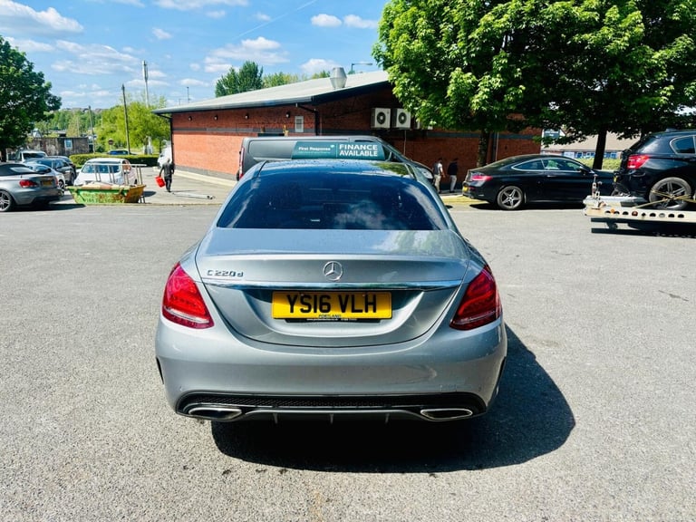 MERCEDES-BENZ C CLASS 2.1 C220d AMG Line 2016