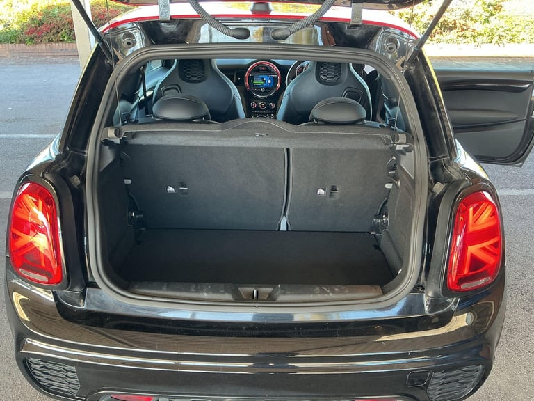  MINI Hatch 2.0 John Cooper Works GPF Hatchback 3dr Petrol Manual Euro 6 (s/s) (231 ps) Petrol Ma...