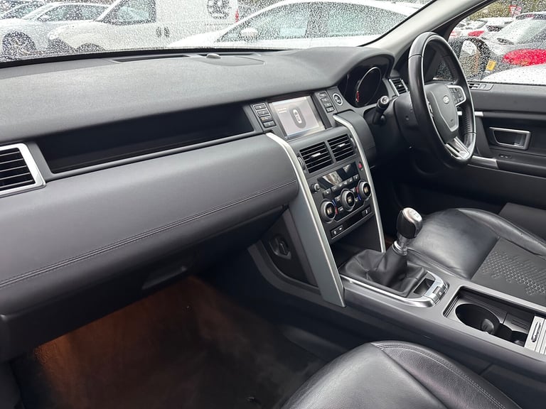 2018 Land Rover Discovery Sport 2.0 eD4 SE Tech SUV 5dr Diesel Manual Euro 6