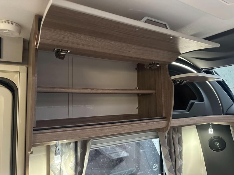 Coachman Vip 575 Solar Panel / ATC / External 240v - BBQ