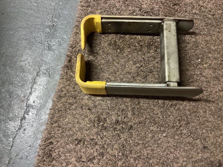 Wheel clamp