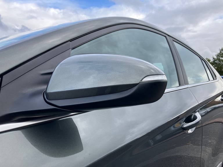 2022 Hyundai IONIQ 1.6 GDi Hybrid Premium 5dr DCT Hatchback PETROL/ELECTRIC Automatic