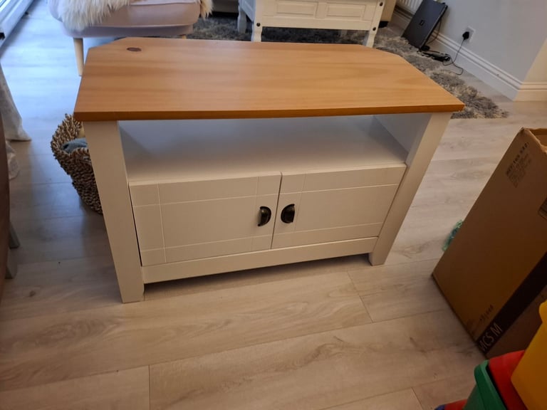 TV stand with shelves