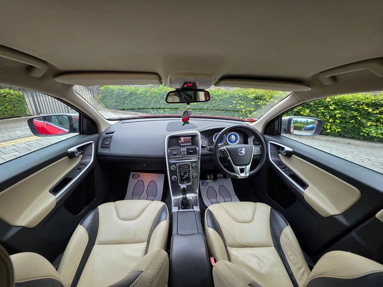 Volvo, XC60, Estate, 2011, Manual, 1984 (cc), 5 doors