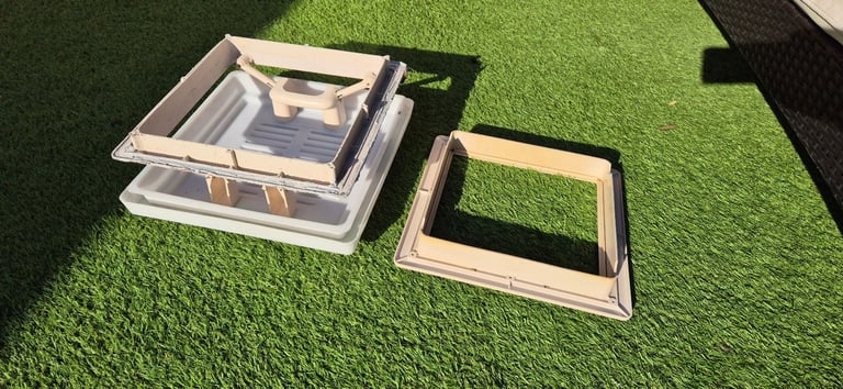 Skylights for camper caravan motorhome boat 400x400 and 280x280mm.