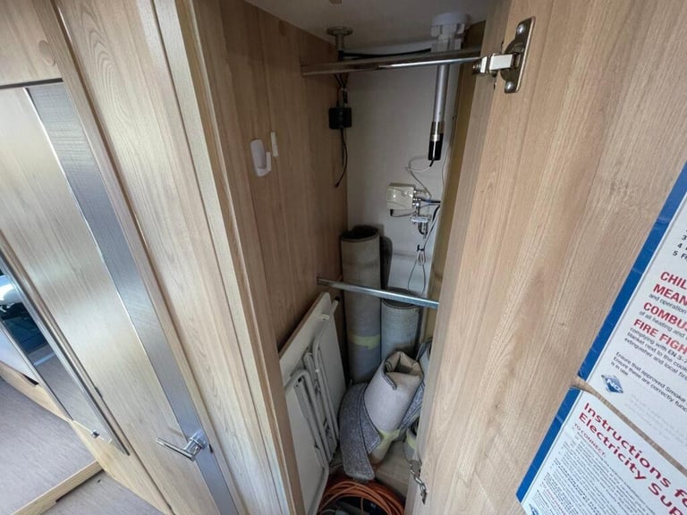 Elddis Auto Quest 195 4 Berth 4 Belt End lounge under 3500kg motorhome
