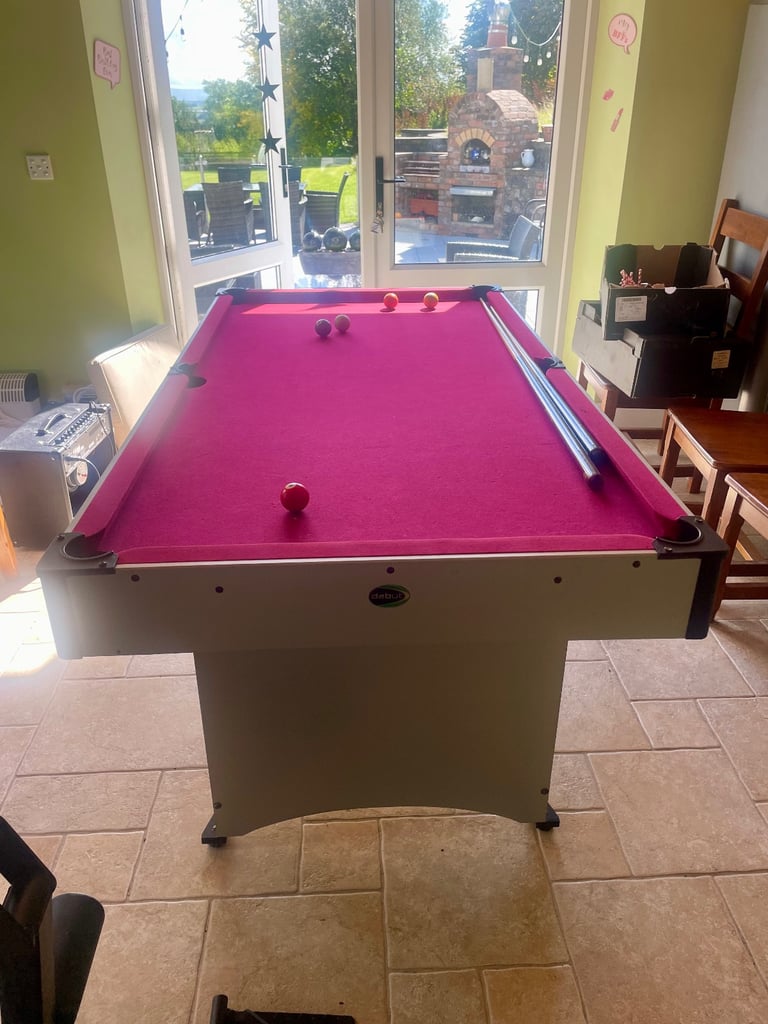 image for POOL TABLE 