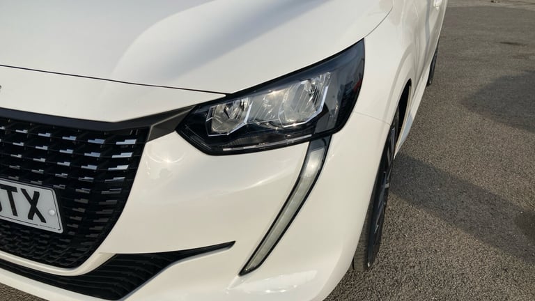2023 Peugeot 208 1.2 PureTech 100 Allure Premium + 5dr Petrol Hatchback Hatchback Petrol Manual