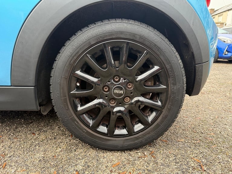 2015 MINI Hatch 1.5 Cooper Euro 6 (s/s) 3dr HATCHBACK Petrol Manual